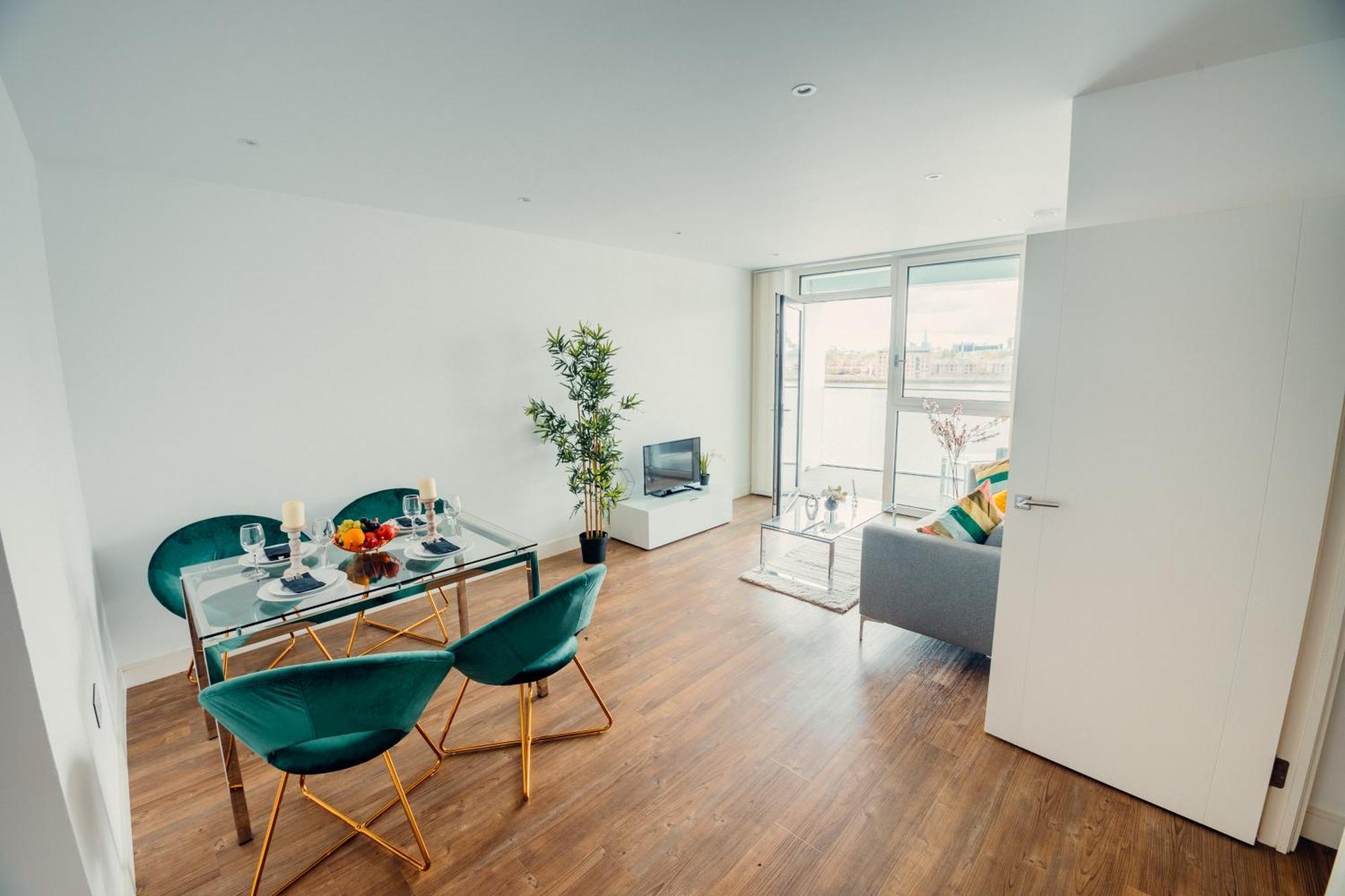 Апартаменты 2 Bed Flat Лондон Экстерьер фото