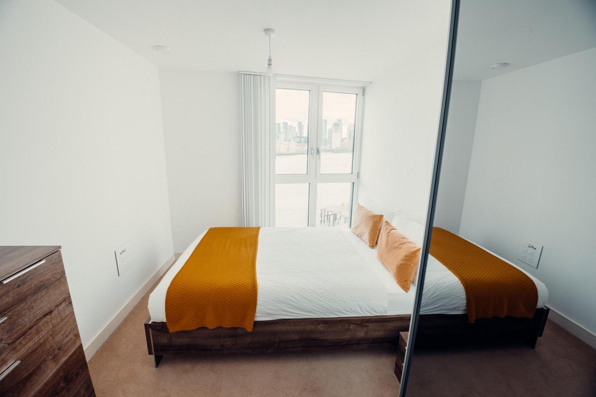 Апартаменты 2 Bed Flat Лондон Экстерьер фото